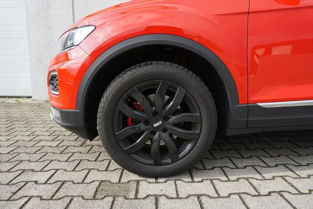Używany VW T-Roc 150 KM (110 kW) 2020 Czerwony SUV