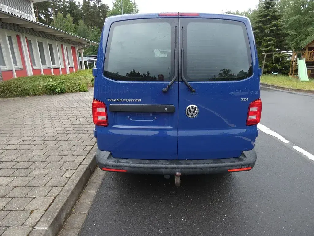 Gebraucht VW Transporter 102 PS (75 kW) 2017 Blau Van
