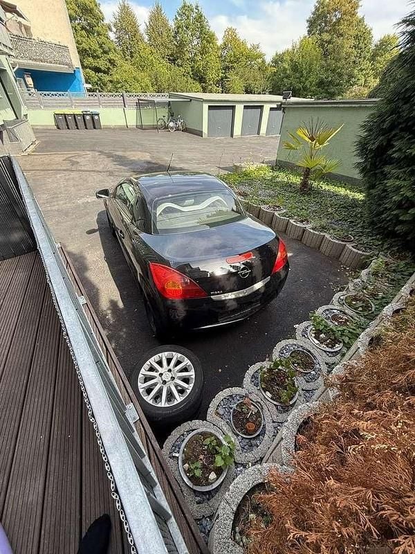 Gebraucht 2009 Opel Tigra Edition Cabrio | 1.700 € (Guter Preis) - Bild 1/4