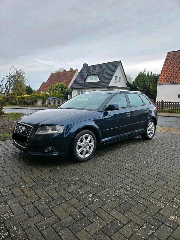 Gebraucht Audi A3 105 PS (77 kW) 2009 Blau Kleinwagen