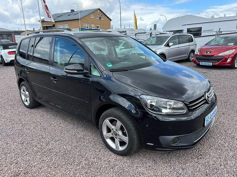 Gebraucht VW Touran Life 105 PS (77 kW) 2013 Schwarz Van / Kleinbus