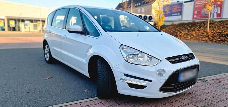 Gebraucht Ford S-MAX S 140 PS (102 kW) 2012 Van / Kleinbus