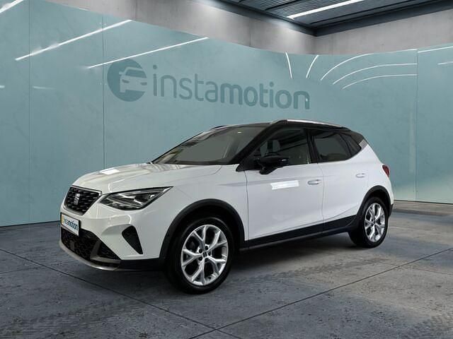 Weiß Gebraucht 2022 Seat Arona FR SUV | 23.840 € - Bild 1/2