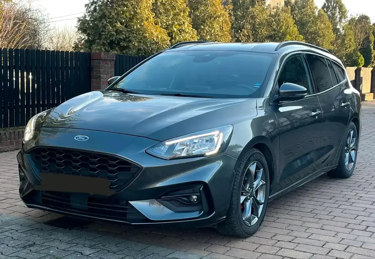 Gebraucht Ford Focus ST-Line X 150 PS (110 kW) 2020 Grau Kombi