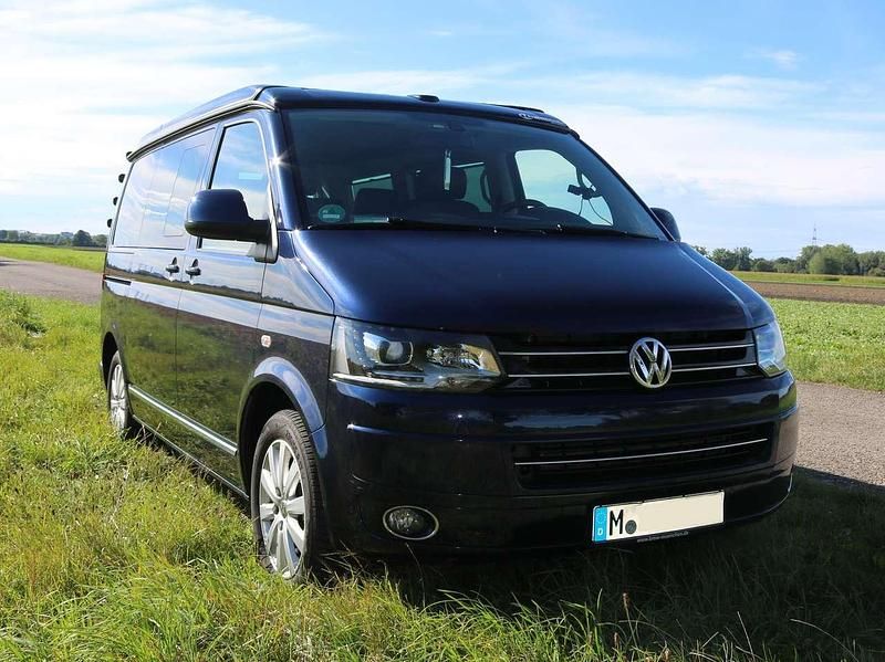 Blau Gebraucht 2013 VW T5 Highline Van | 33.500 € (Teuer) - Bild 1/4