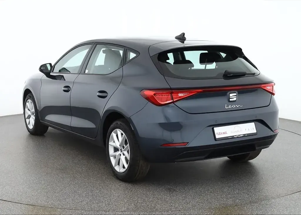 Neu Seat Leon 116 PS (85 kW) 2026 Magneticgraumet. Limousine