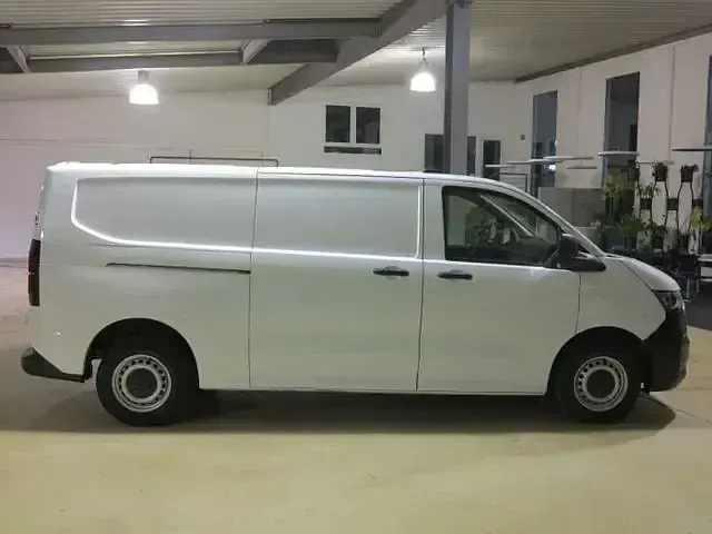 Używany VW Transporter 150 KM (110 kW) 2025 Biały Van