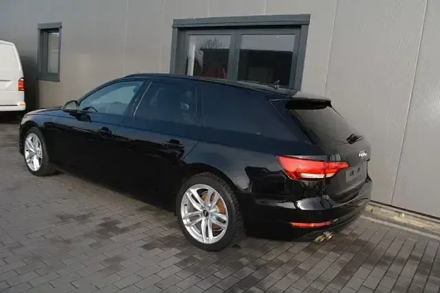 Gebraucht Audi A4 S-Line 190 PS (139 kW) 2018 Schwarz Kombi