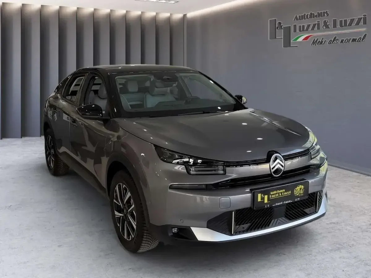 Neu Citroën C4 145 PS (106 kW) 2026 Mercuregrau SUV