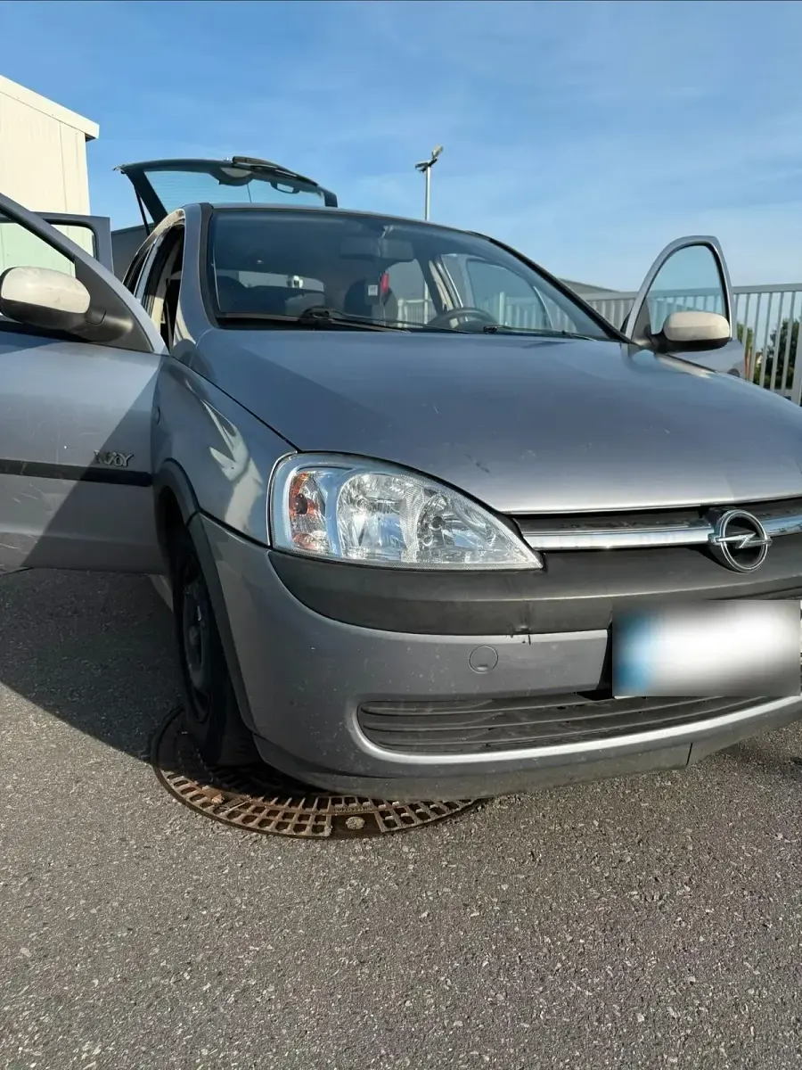 Gebraucht Opel Corsa 74 PS (54 kW) 2003 Silber Kleinwagen