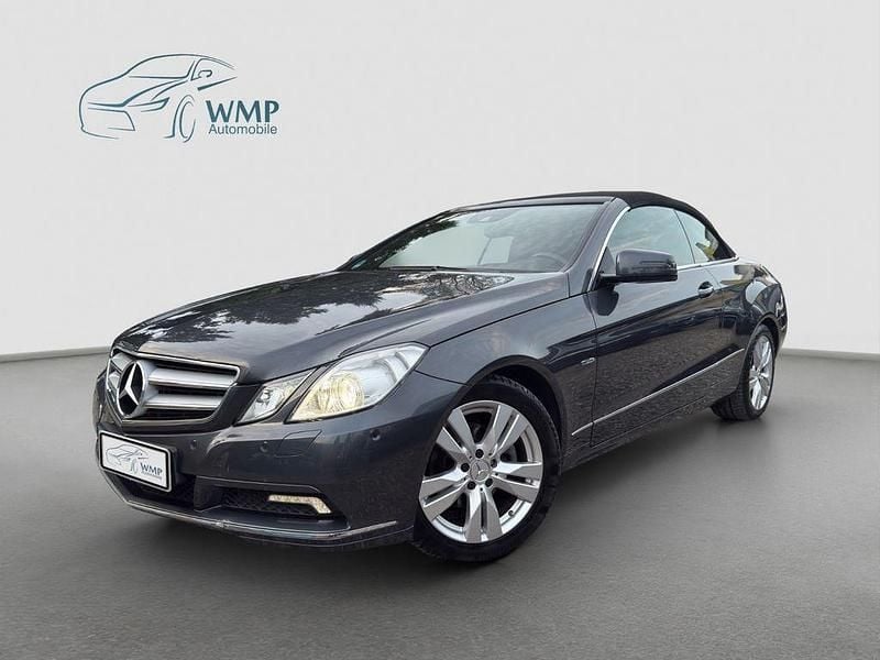 Grau Gebraucht 2011 Mercedes E250 Cabrio | 13.490 € (Guter Preis) - Bild 1/4