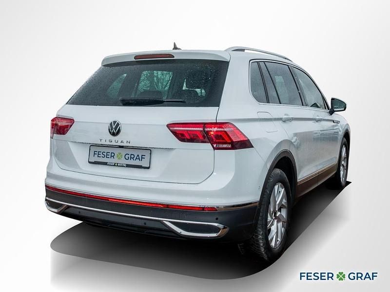 Gebraucht VW Tiguan Elegance 150 PS (110 kW) 2022 Pure white SUV