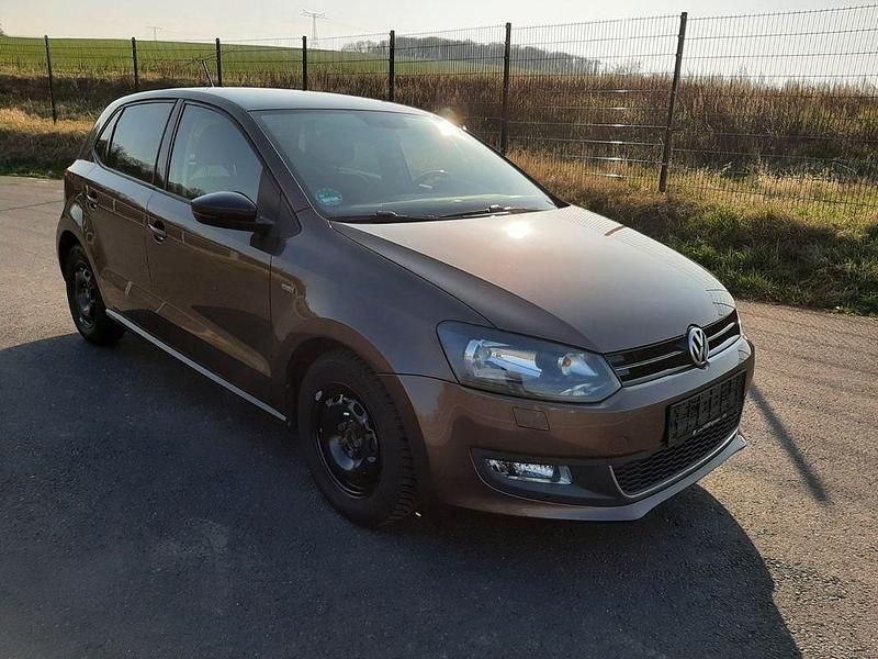 Gebraucht VW Polo Match 86 PS (63 kW) 2013 Braun Kleinwagen