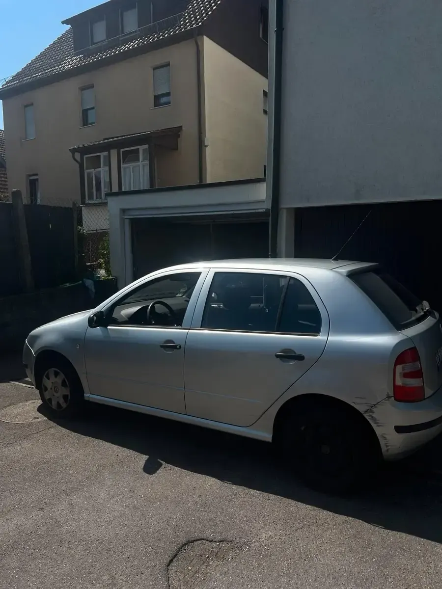 Gebraucht Skoda Fabia 54 PS (39 kW) 2005 Silber Kleinwagen