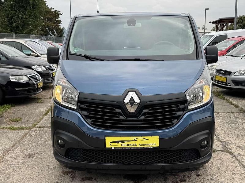 Gebraucht Renault Trafic 145 PS (106 kW) 2017 Blau Van / Kleinbus