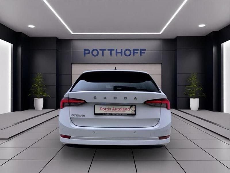 Second-hand Skoda Octavia Style 150 CP (110 kW) 2023 Alb Break