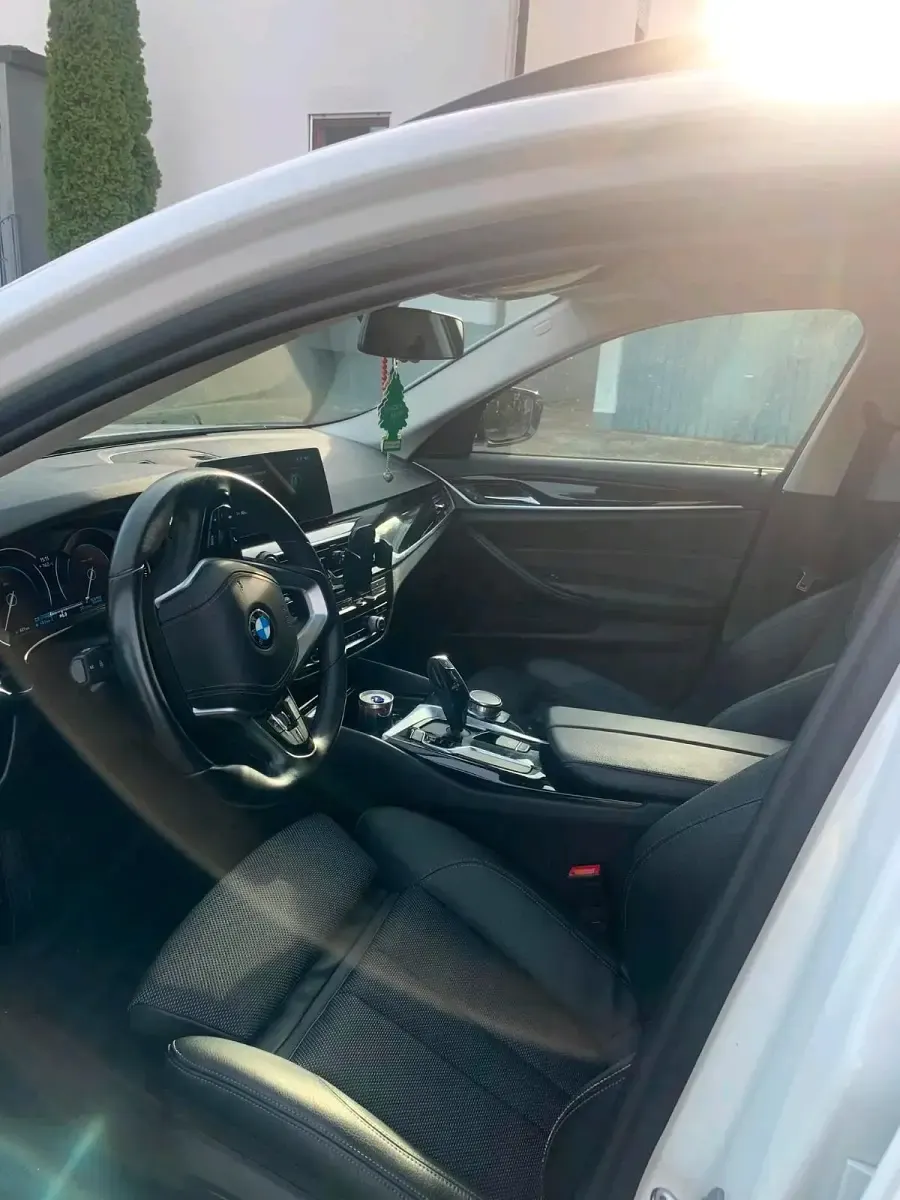 Gebraucht BMW 520 190 PS (139 kW) 2017 Weiß Kombi