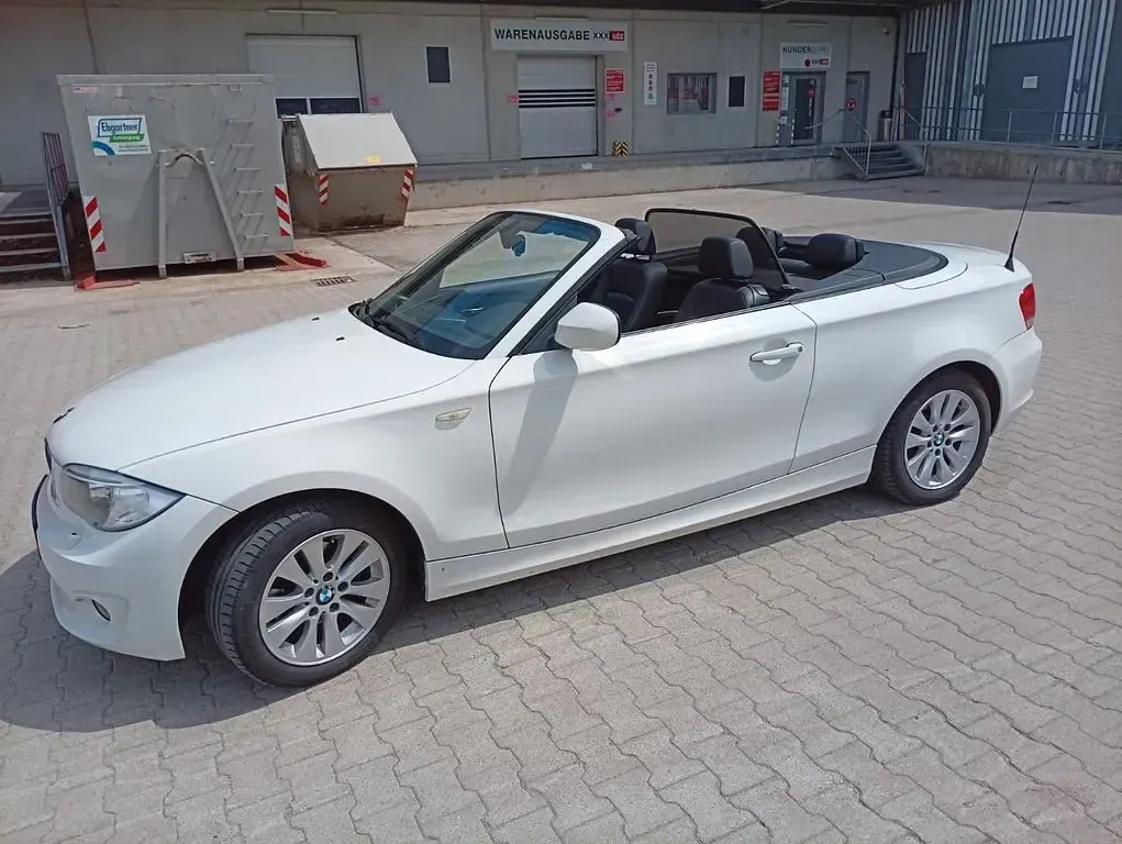 Gebraucht BMW 118 Cabriolet 143 PS (105 kW) 2011 Weiß Cabrio