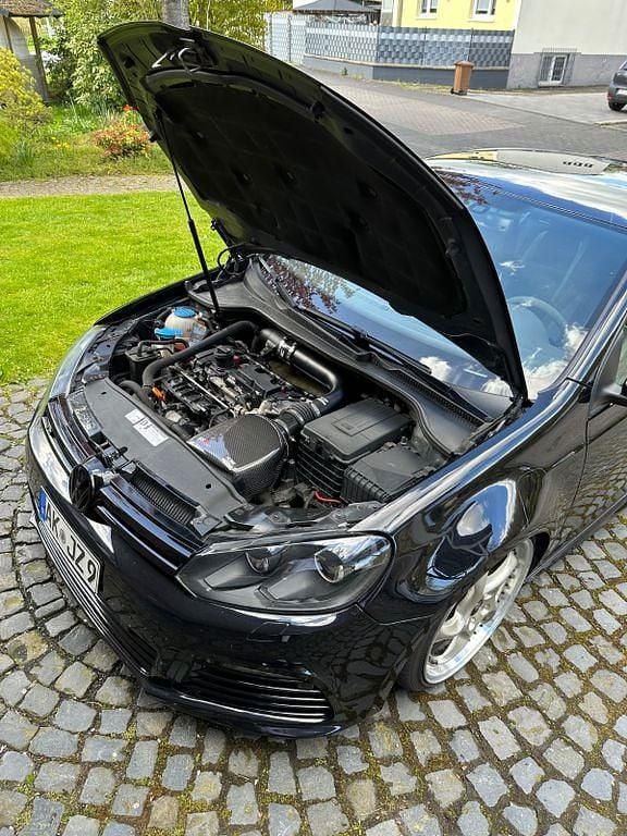 Gebraucht VW Golf VI R 271 PS (199 kW) 2011 Schwarz Kleinwagen