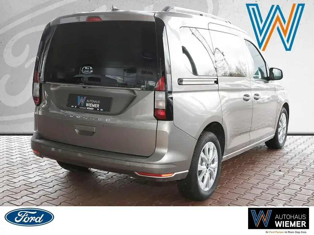 Gebraucht Ford Tourneo Connect Titanium 122 PS (89 kW) 2026 Silber Van / Kleinbus