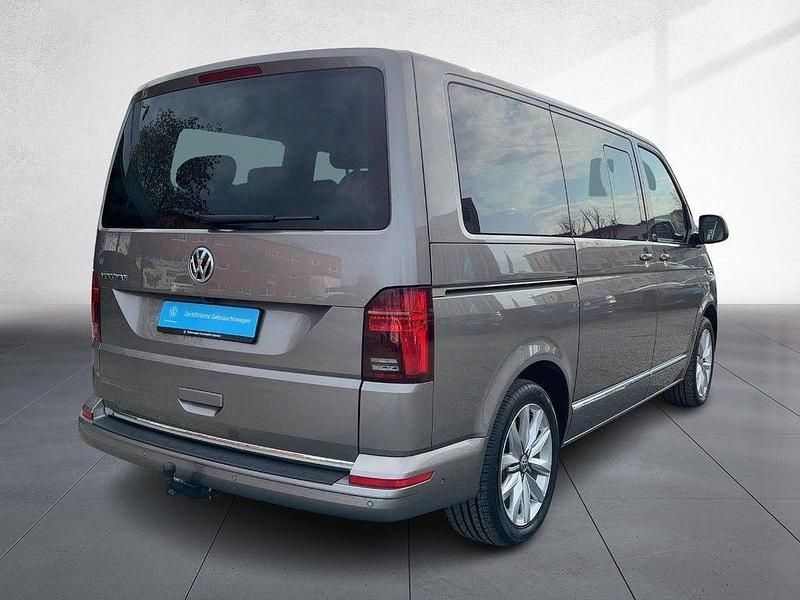 Gebraucht VW Multivan Comfortline 204 PS (150 kW) 2022 Mojave beige metallic Van