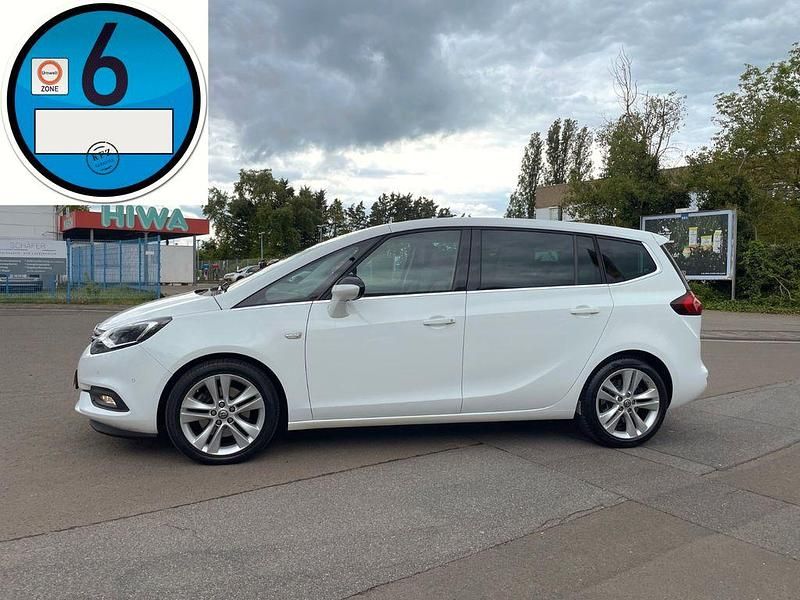 Schneeweiss/summitwhite/arctic Gebraucht 2019 Opel Zafira Tourer Innovation Van / Kleinbus | 16.950 € (Etwas zu teuer) - Bild 1/4