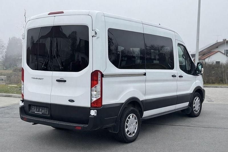 Gebraucht Ford Transit 170 PS (125 kW) 2022 Weiß Kombi