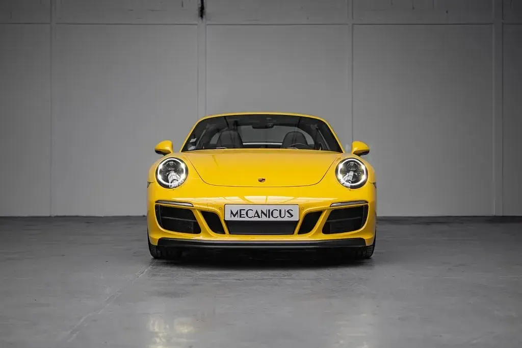 Gebraucht Porsche 911 Carrera 4 GTS Targa 450 PS (330 kW) 2018 Gelb Cabrio