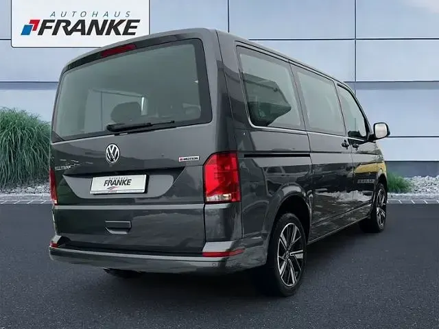 Gebraucht VW Multivan 204 PS (150 kW) 2022 Indiumgrau metallic Van / Kleinbus