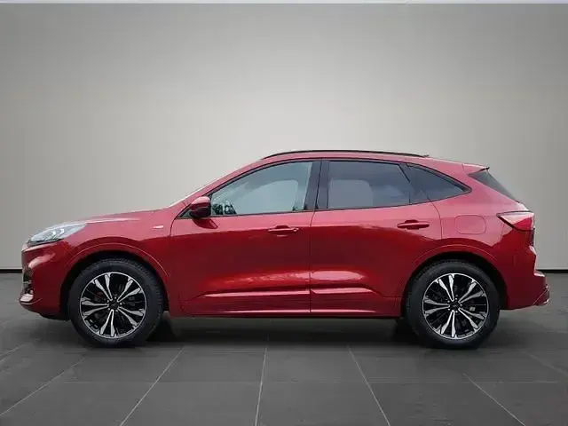 Gebraucht Ford Kuga ST-Line X 190 PS (139 kW) 2022 Rot SUV