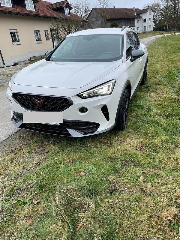 Gebraucht Cupra Formentor 150 PS (110 kW) 2022 Weiß SUV