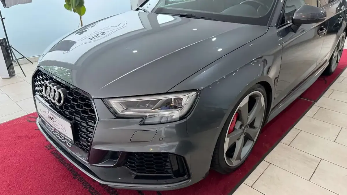 Gebraucht Audi RS3 Advanced 400 PS (294 kW) 2017 Daytonagrau perleffekt Limousine