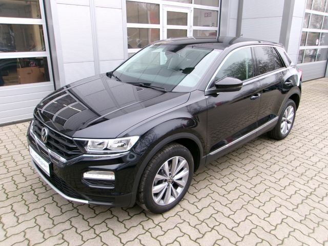 Gebraucht VW T-Roc Style 150 PS (110 kW) 2020 Deep black perleffekt SUV