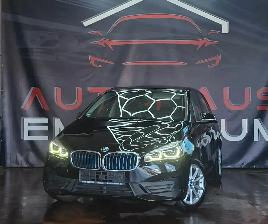 Używany BMW 225 Advantage 136 KM (100 kW) 2018 Czarny Kombi