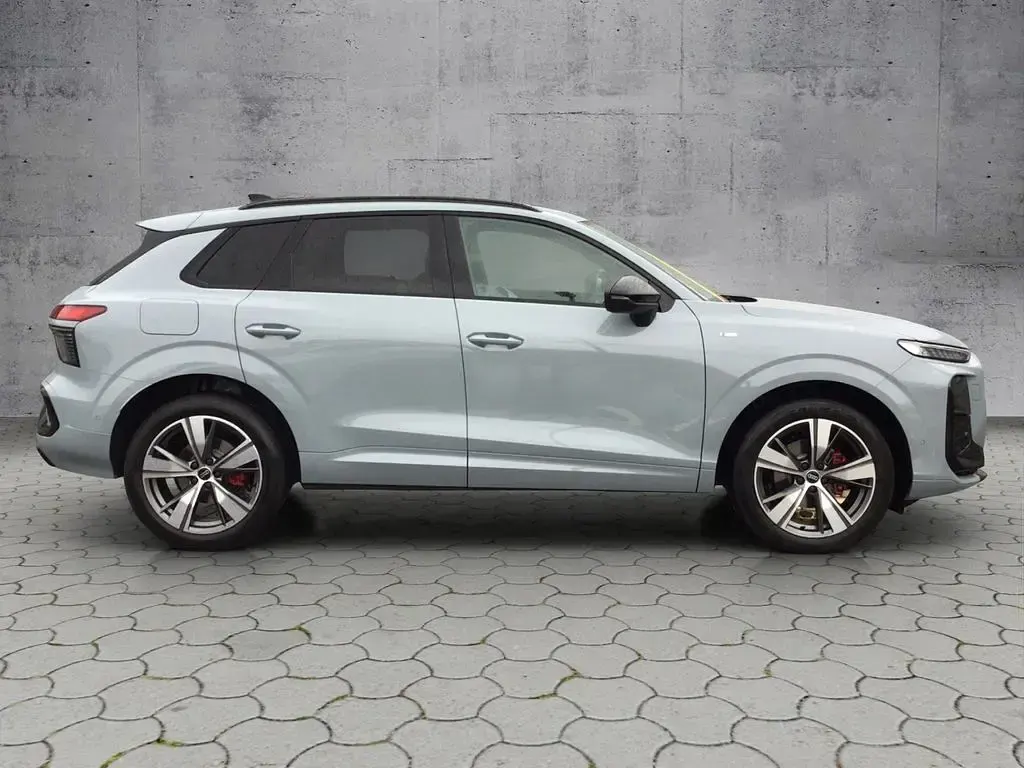 Gebraucht Audi Q3 S-Line 150 PS (110 kW) 2026 Grau SUV