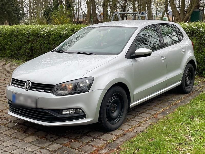 Used VW Polo Trendline 75 HP (55 kW) 2015 Silver Hatchback