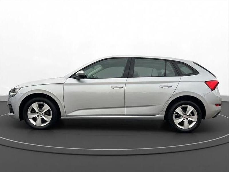 Gebraucht Skoda Scala Cool Plus 116 PS (85 kW) 2020 Silber Kleinwagen