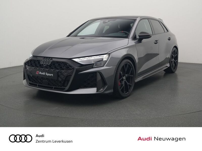 Daytonagrau perleffekt Neu 2025 Audi RS3 Sport Kleinwagen | 76.480 € - Bild 1/4