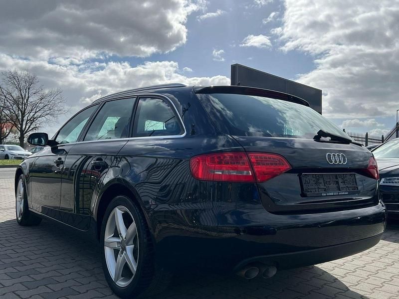 Gebraucht Audi A4 Ambiente 143 PS (105 kW) 2011 Schwarz Kombi