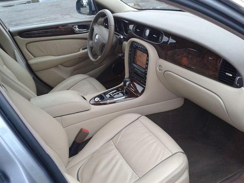 Gebraucht Jaguar XJ Executive 213 PS (156 kW) 2008 Grau Limousine