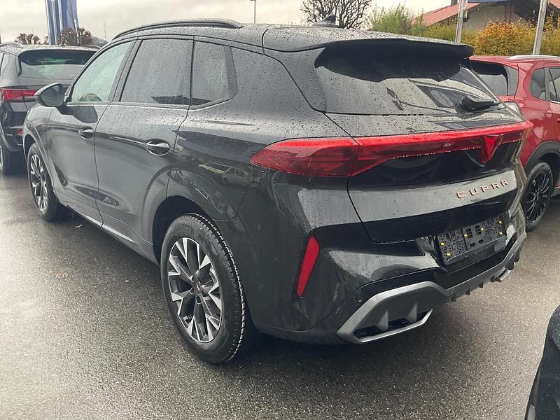 Gebraucht Cupra Terramar 204 PS (150 kW) 2025 Midnight schwarz metallic SUV