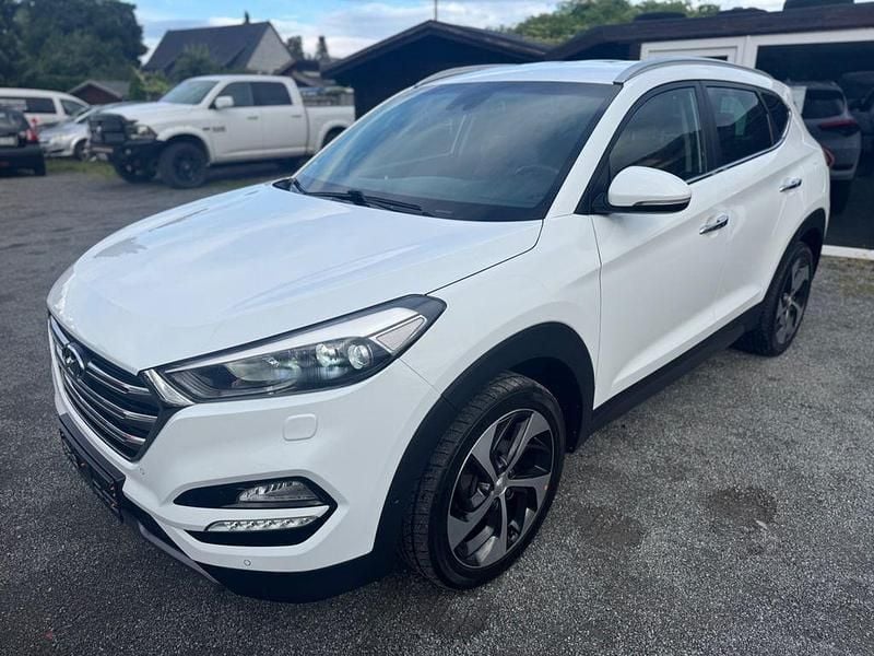 Weiß Gebraucht 2015 Hyundai Tucson Premium SUV | 14.500 € (Guter Preis) - Bild 1/4