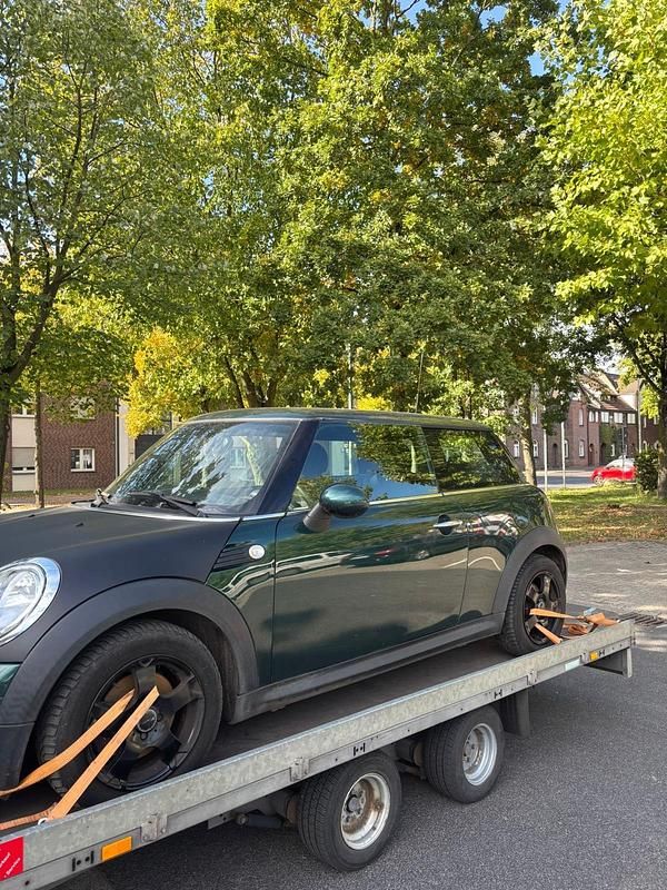 Grün Gebraucht 2008 Mini Cooper Coupé Coupé | 1.200 € (Superpreis) - Bild 1/4