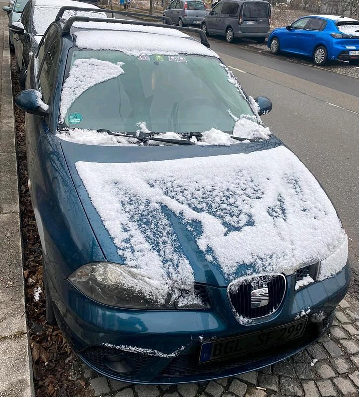 Gebraucht Seat Ibiza 85 PS (62 kW) 2008 Blau Limousine