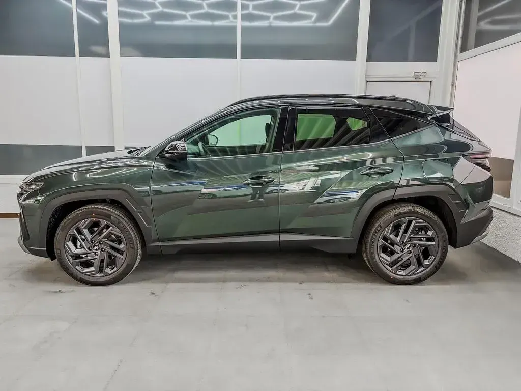 Neu Hyundai Tucson Blackline 150 PS (110 kW) 2026 Cypress green t2p SUV