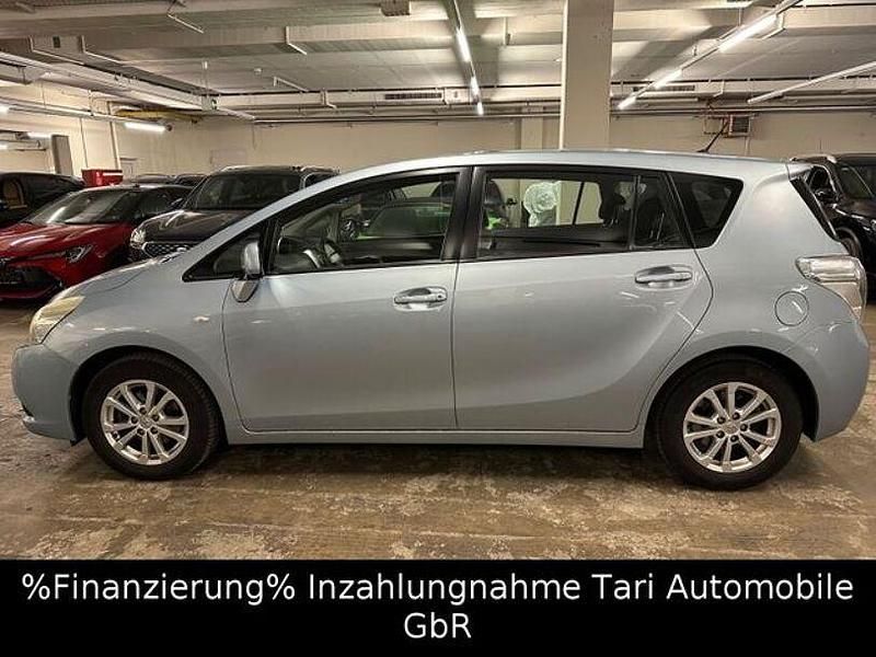 Gebraucht Toyota Verso Edition 147 PS (108 kW) 2011 Andere Van / Kleinbus