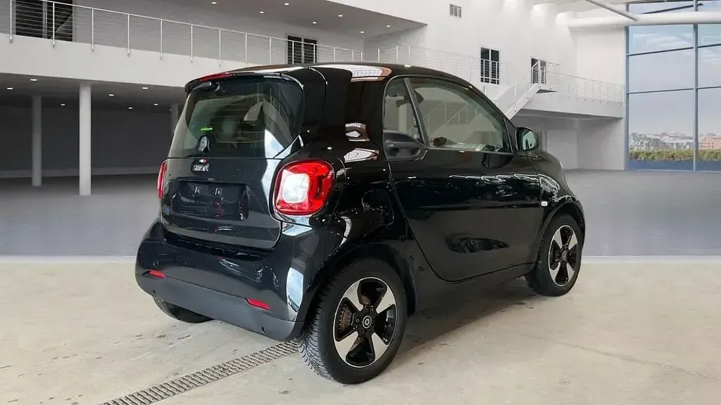 Gebraucht Smart ForTwo Electric Drive 60 kW (82 PS) 2022 Schwarz Coupé