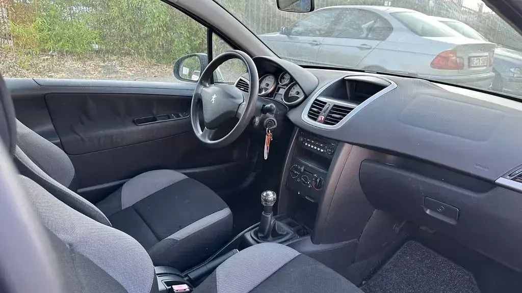 Gebraucht Peugeot 207 Tendance 88 PS (64 kW) 2006 Grau