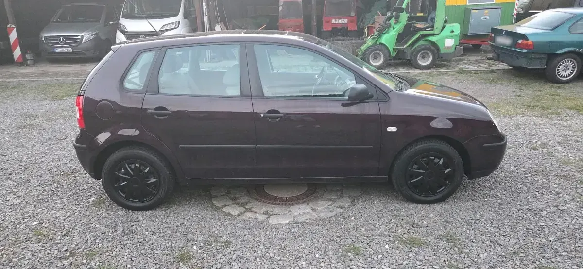 Gebraucht VW Polo 54 PS (39 kW) 2002 Violet Kleinwagen