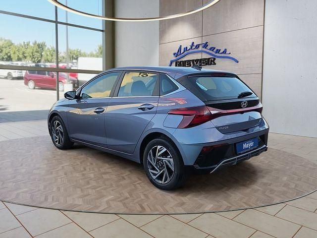 Neu Hyundai i20 101 PS (74 kW) 2025 Meta blue Kleinwagen